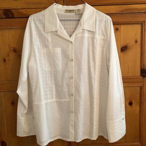 NEW XL Travel Smith stain free WHITE figured cotton button down shirt blouse top
